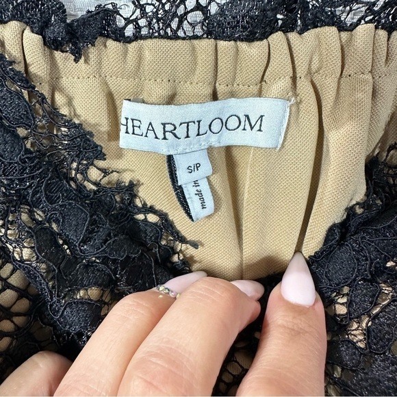 Heartloom Maryam black lace off shoulder top size S - Picture 5 of 6